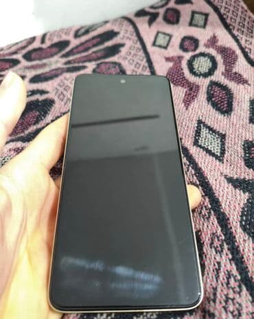 андроид на х5: Tecno Camon 20, Б/у, 256 ГБ, цвет - Зеленый, 2 SIM — 2