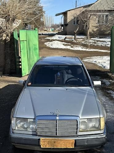 Транспорт: Mercedes-Benz E-Class: 1992 г., 2.6 л, Механика, Бензин, Седан — 4