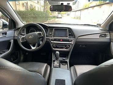 Hyundai Sonata: 2018 г., 2 л, Автомат, Бензин, Седан — 6