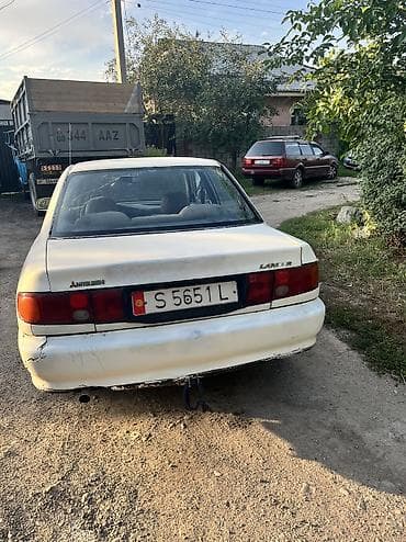 dodge challanger: Mitsubishi Lancer: 1993 г., 1.6 л, Механика, Бензин, Седан — 5