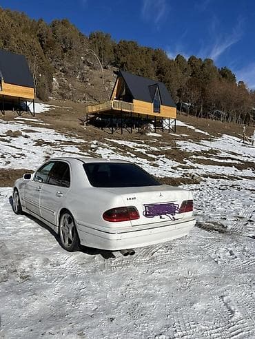 Продажа авто: Mercedes-Benz E-Class: 2000 г., Автомат, Бензин, Седан — 2