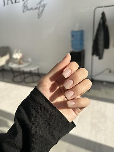 полка для маникюра: Маникюр с покрытием в нашей уютной студии всего за 1600 сомов🔥 На — 3