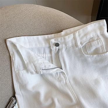 Головные уборы: Белые джинсы прямого кроя - Цвет: белый - Посадка: средняя - — 2