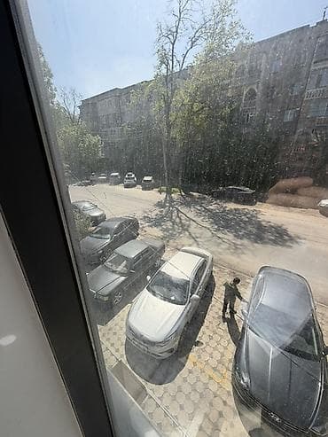 Недвижимость: Аренда офисов, 40 м², С отдельным входом — 2