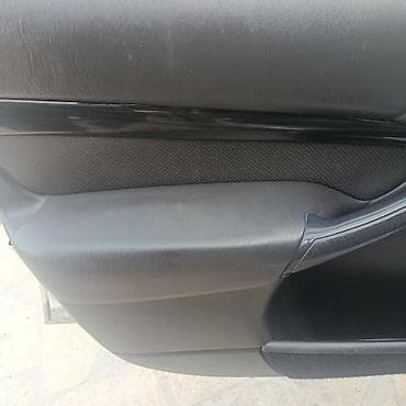geely продажа: Ford Focus: 2004 г., Седан — 10