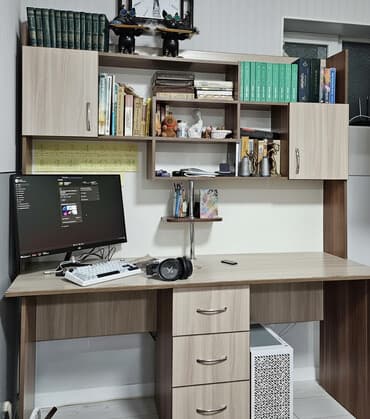 Шкафы-купе: Книжный шкаф, Б/у, Дерево — 1