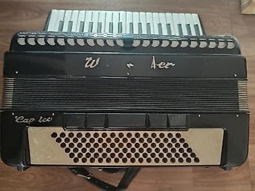 Барабаны: Продаю аккордеон weltmeister в хорошем состоянии цена: 15 000 сом — 2