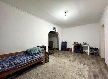 8: 3 комнаты, 48 м², ТЭЦ Индивидуалка, 1 этаж, Свежий ремонт — 1
