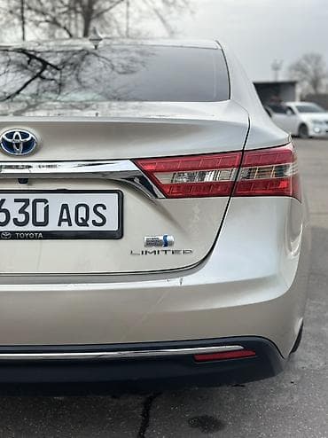 outback 2017: Toyota Avalon: 2017 г., 2.5 л, Вариатор, Гибрид, Седан — 6