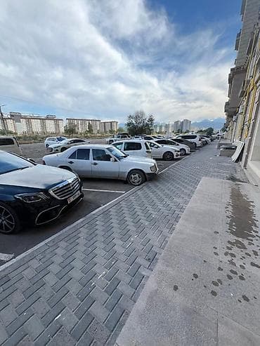надпись открыто: Продажа офисов 25 м², С ремонтом, С мебелью, Многоэтажное здание, 1 этаж — 6