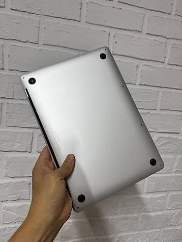 pro: Apple MacBook Pro 13.3" (модель A1708, 2017 г.) с двухъядерным — 6