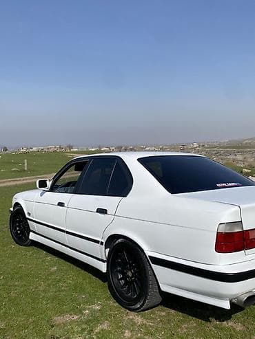 салон е60: BMW 5 series: 1994 г., Ручные, Бензин, Седан — 2