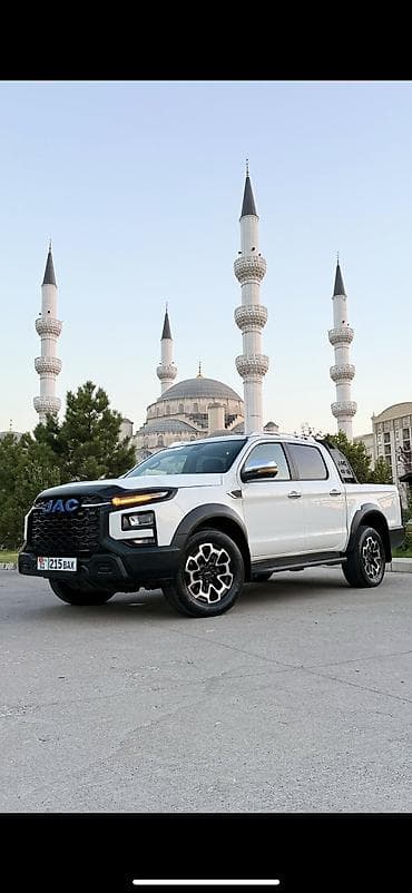 Транспорт: JAC : 2024 г., 0.1 л, Автомат, Электромобиль, Пикап — 5