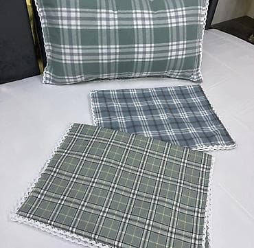 пэчворк пододеяльник: Наволочки в клетку с кружевной окантовкой пара 300сом размер 50-70см — 6