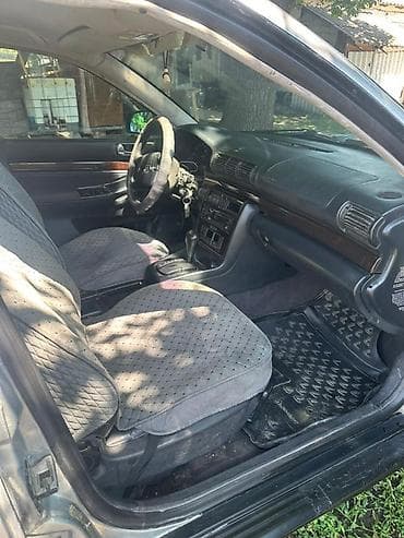 Audi A4: 1996 г., Автомат, Бензин, Седан — 4