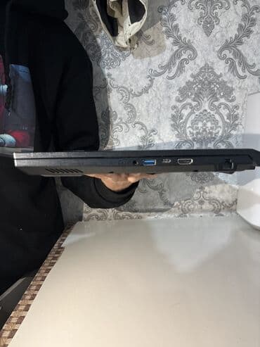 Ноутбуки: Ноутбук, MSI, 16 ГБ ОЗУ, Intel Core i5, 17 ", Б/у, Игровой, память SSD — 9