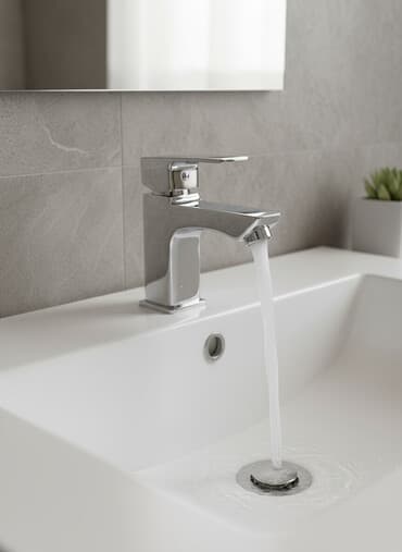 куплю еврокуб бу: Смеситель для раковины (одно рычажный) - Современный дизайн с прямыми — 1