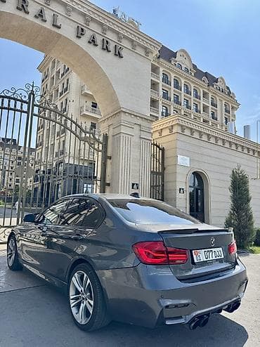 b class: BMW 3 series: 2017 г., 2 л, Автомат, Бензин, Седан — 5