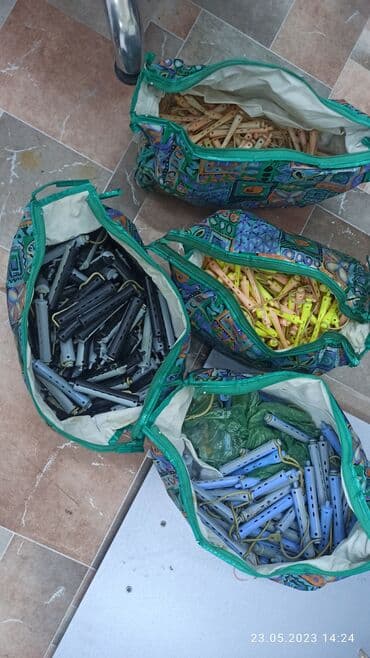 советская плитка: Продается бигуди для химиипроизв.ссср. без резинки. 20шт . Бишкек — 1