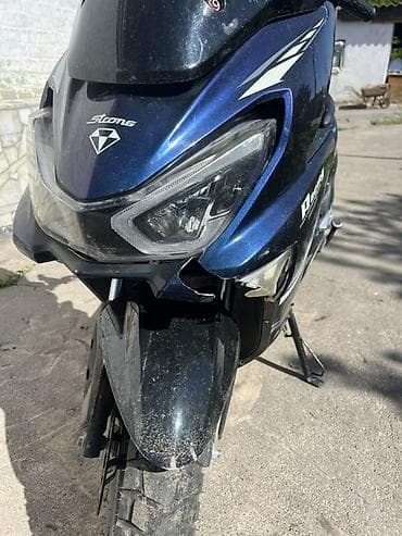 кофр скутер: Макси-скутер 150 куб. см, Бензин — 5