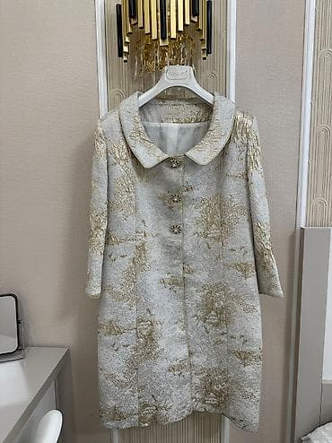 Продаю абсолютно новый сюртук-кафтан. В эксплуатации не был. Состояние