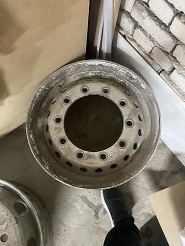 колесо на прицеп: Железные Диски R 22,5 Новый — 3