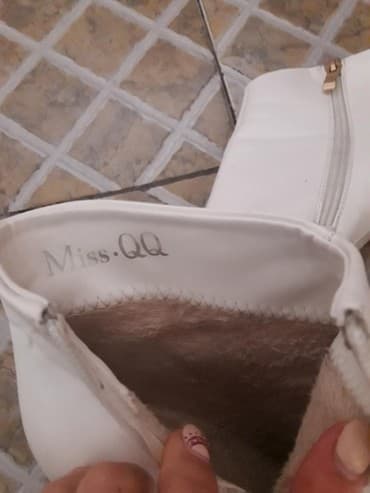 срочно продаю в связи с переездом: Полу ботинка размер 38 состояние отличное — 4