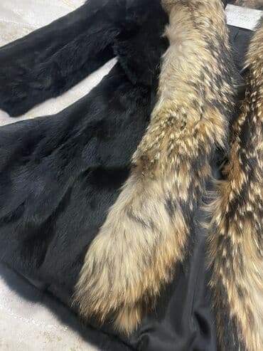 Скупка золота и ювелирных изделий: Шуба с искуственным мехом.В отличном состоянии.Размер S-M. - Цвет — 4