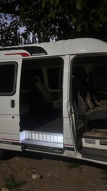 водный электроскутер: Ford Transit: 1993 г., 2.5 л, Дизель, Фургон — 7