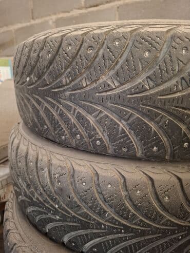продаю шины 13: Шины 175 / 65 / R 14, Зимняя шипованная, Б/у, Комплект, Легковые — 3