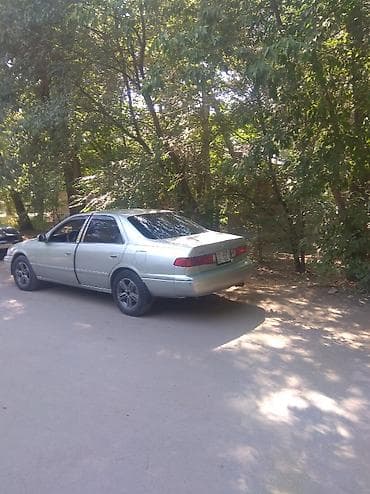 corolla 2004: Toyota Camry: 2000 г., 2.2 л, Автомат, Бензин, Седан — 1
