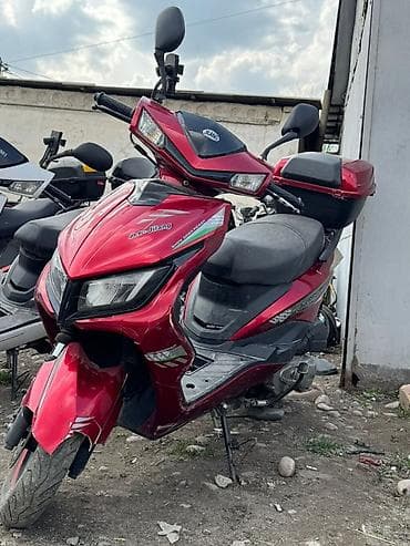 самокат: Тип скутера 125 куб. см, Бензин — 2