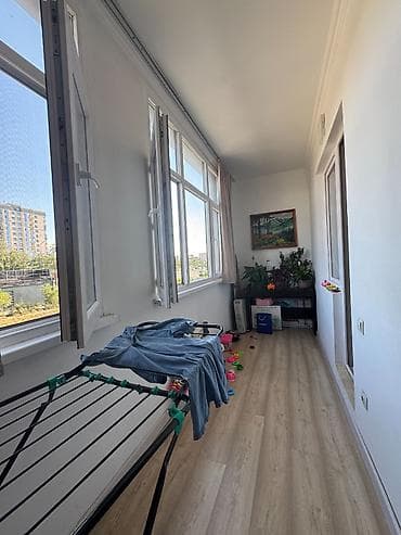 📍 Ахунбаева, 3/2 🏢 2 этаж из 9 | Кирпичный дом 🧱 ✨ Евро-планировка: 🛏 — 10