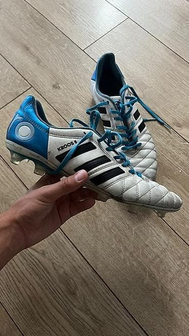 Футбольные бутсы Adidas (серия с маркировкой “Kroos 8”) — 1
