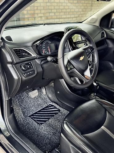 shevralet spark: Chevrolet Spark: 2019 г., 1 л, Вариатор, Бензин, Хэтчбэк — 8
