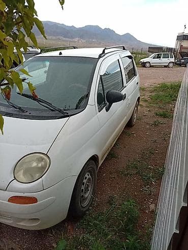 Унаа сатуу: Daewoo Matiz: 1999 г., Кол менен иштөөчү, Бензин, Хетчбек — 4