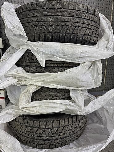 Шины 245 / 45 / R 20, Зима, Б/у, Комплект, Легковые, Япония, Bridgestone