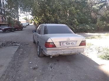 кулиса 124: Mercedes-Benz W124: 1994 г., 2.2 л, Механика, Бензин, Седан — 1