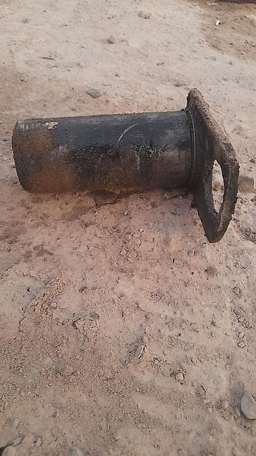 down pipe: Втулка/гильза с фланцем (металлическая) Описание: - Цилиндрическая — 2