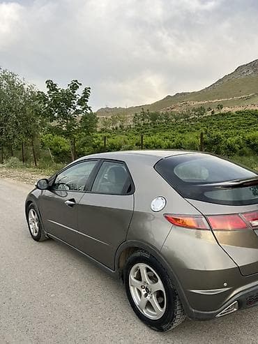 bmw x9: Honda Civic: 2008 г., 1.8 л, Механика, Бензин, Хэтчбэк — 6
