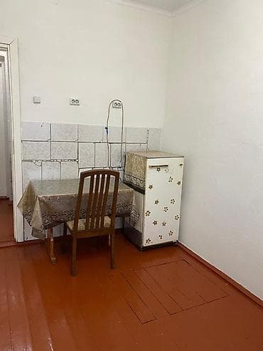 слаю комнату: 1 комната, С мебелью частично — 2