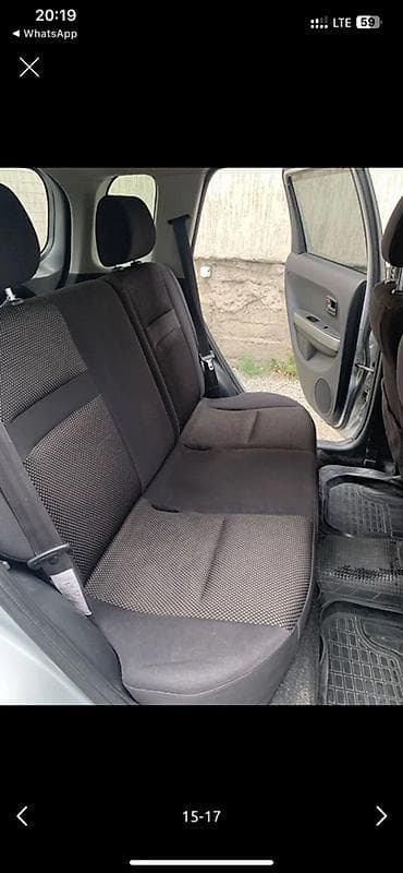 Toyota Ist: 2003 г., Автомат, Бензин, Хэтчбэк — 4