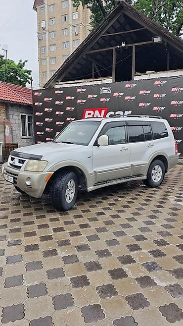 Mitsubishi Pajero: 2003 г., 3.8 л, Автомат, Газ, Внедорожник