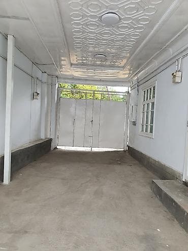 3х комнатные продаю: Сдаётся 3 комнатная времянка в частном доме с собственным санузлом и — 1
