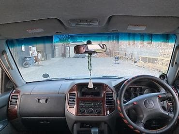 range rove: Mitsubishi Pajero: 2003 г., 3 л, Автомат, Газ, Внедорожник — 8