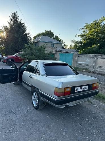 купить инструмент: Audi 100: 1988 г., 2.3 л, Седан — 3