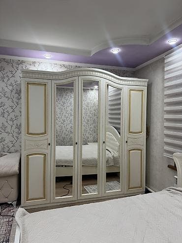 Спальный гарнитур, Б/у, Двуспальная кровать