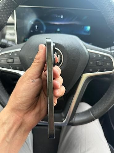 айфон 15 про терабайт: IPhone 15 Pro, Черный, Кабель — 3