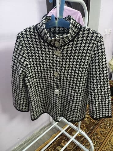 Пиджаки, жакеты