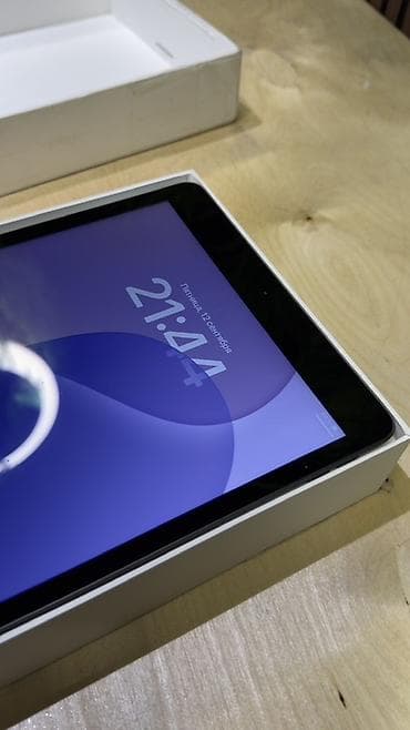 Компьютеры, ноутбуки и планшеты: Планшет, Apple, память 128 ГБ, 9" - 10", Wi-Fi, Б/у, Классический цвет - Серый — 3